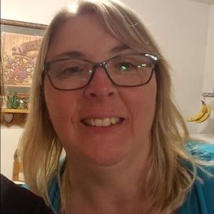 Meet your Posher, Bobbi